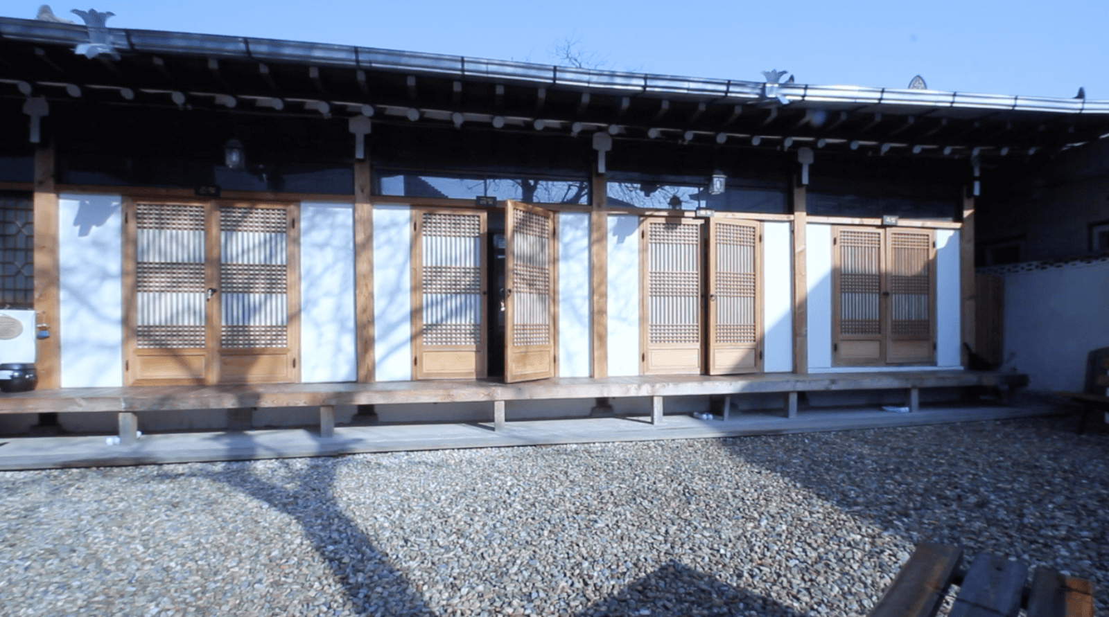 Dukmanjae Hanok Hotel