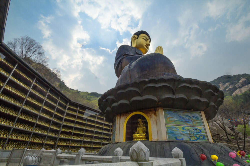 Golden Buddha Statue