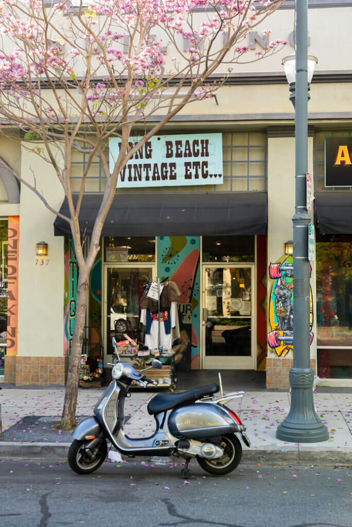 Long Beach Vintage ETC storefront
