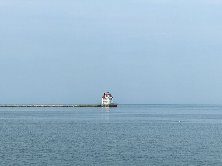 Lorain-Lighthouse-on-Lake-Erie-in-Ohio