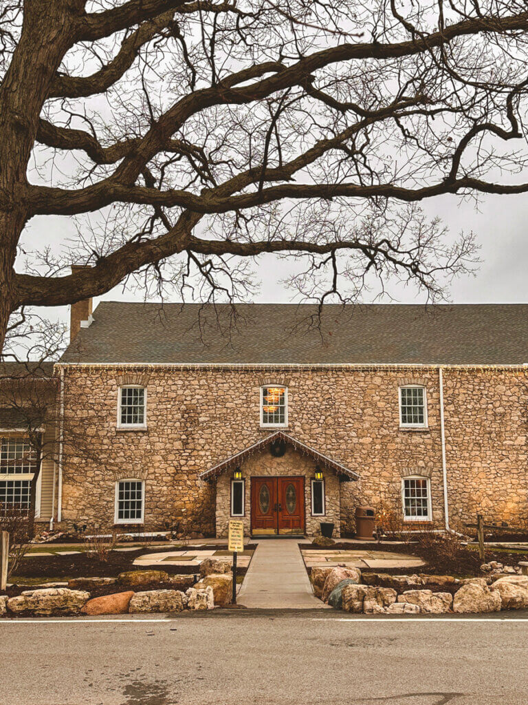 exterior-of-Gideon-Owen-Winery-in-Ohio
