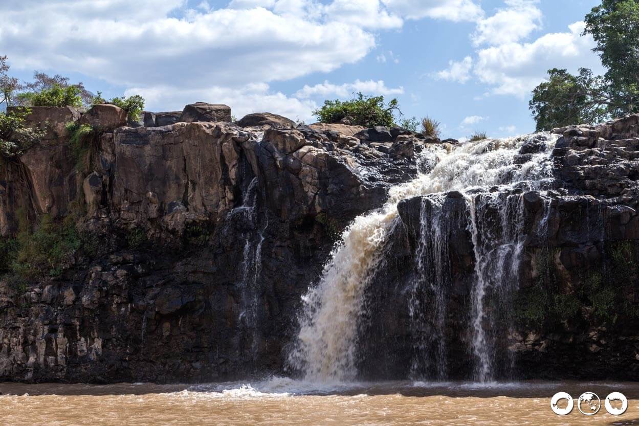 Tad Lo waterfall Bolaven Plateau