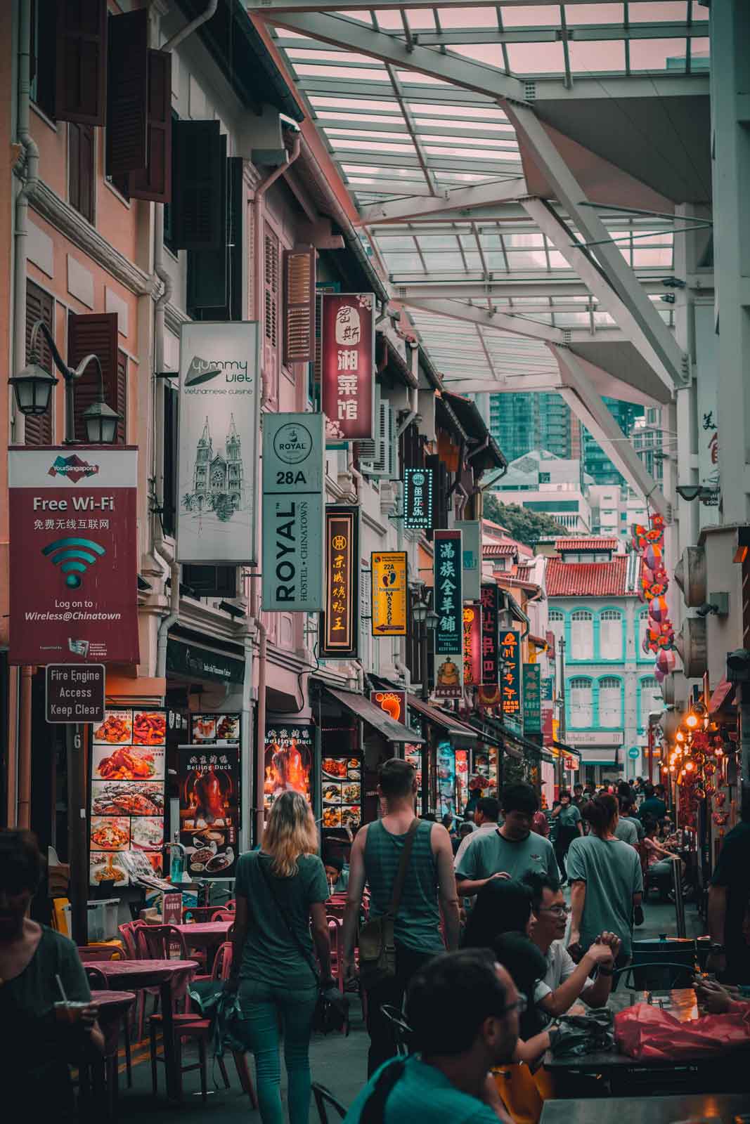 A Street shot of Chinatown in Singapore