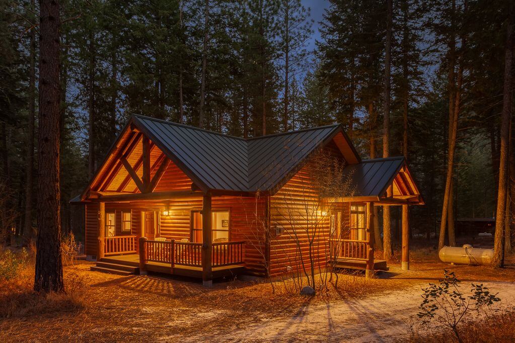 Alpine cabin in washington with ski in and out access