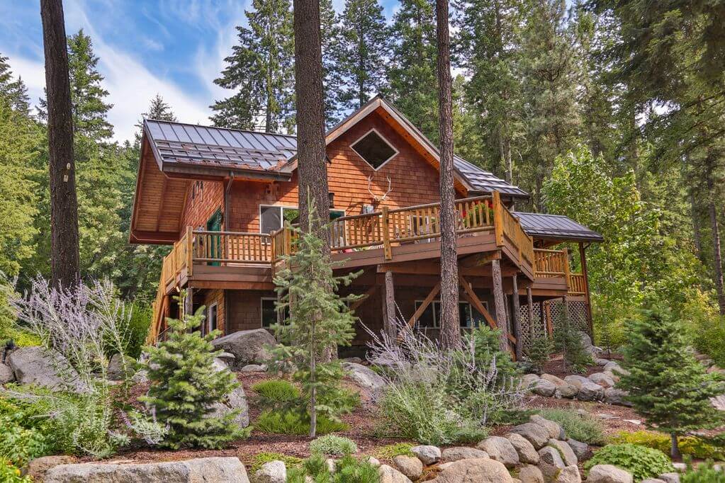 Antler Hideaway cabin in Leavenworth Washington