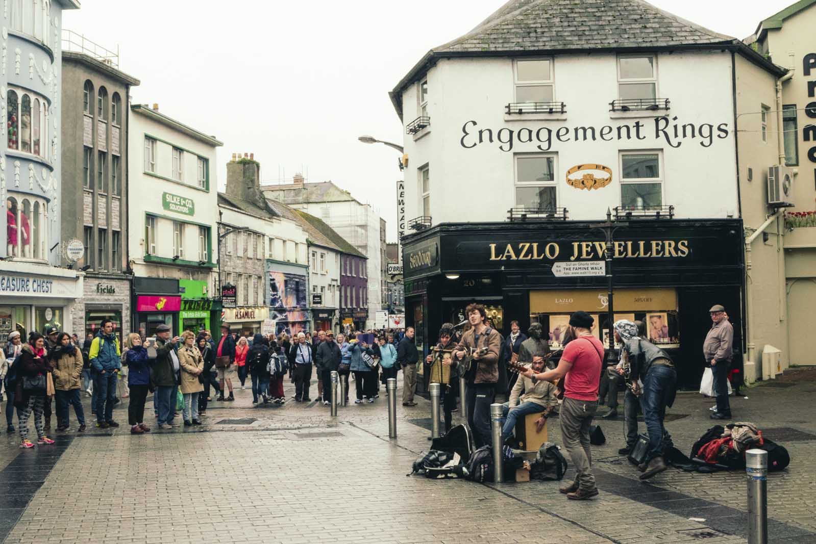 Buskers drawing a crowd in Galway