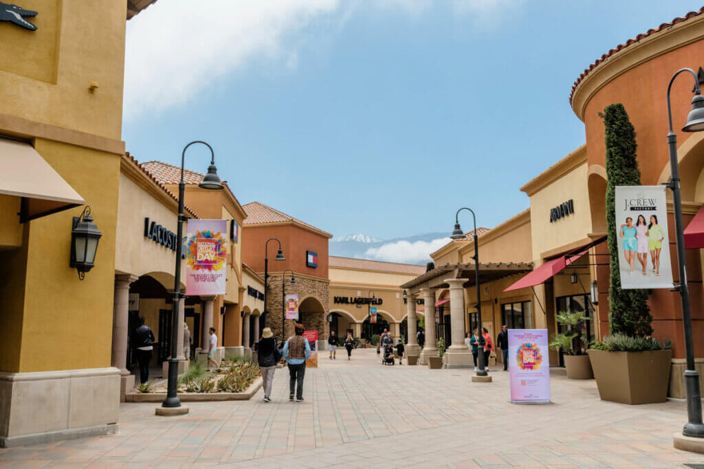 Cabazon-Outlets-near-Palm-Springs-California