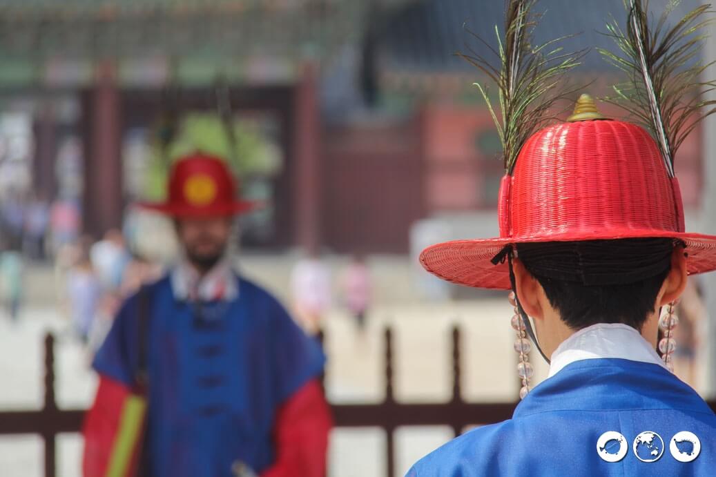 Changing of the guard at Gyeongbokgung Palace | Seoul Itinerary