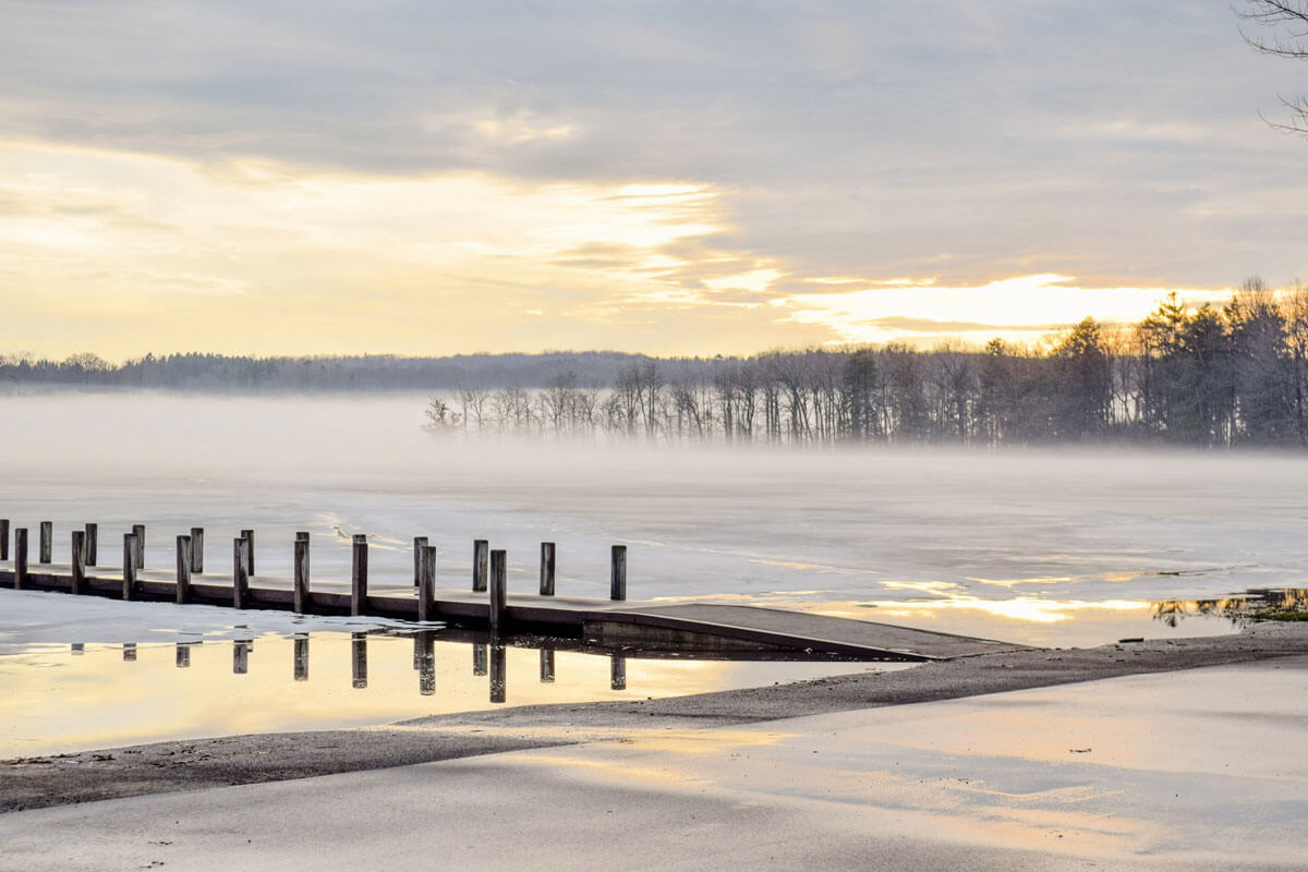 Chautauqua-Lake-New-York-in-winter