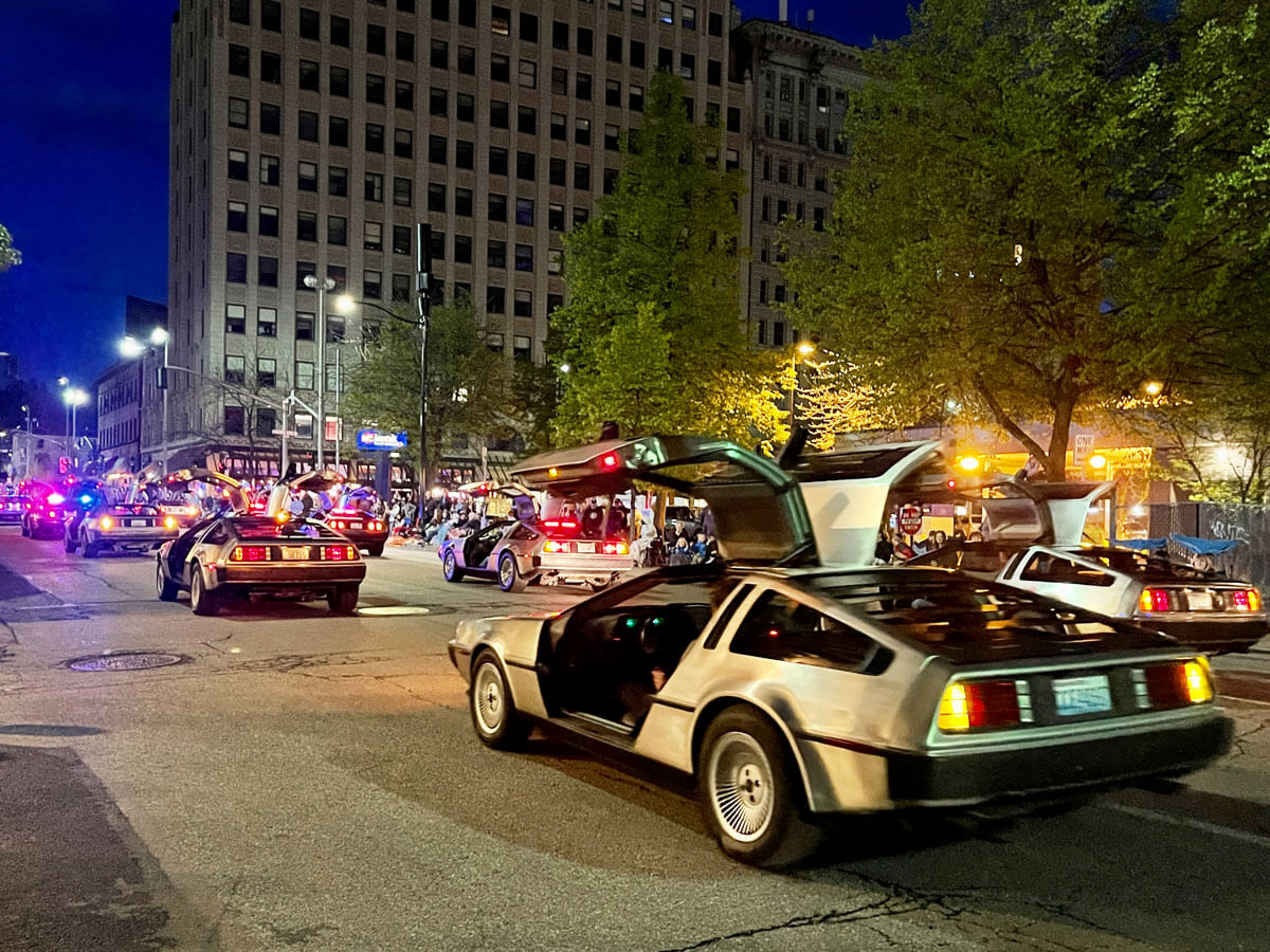 DeLoreans-at-the-Annual-Lilac-Festival-Torchlight-Parade-in-Spokane-Washington