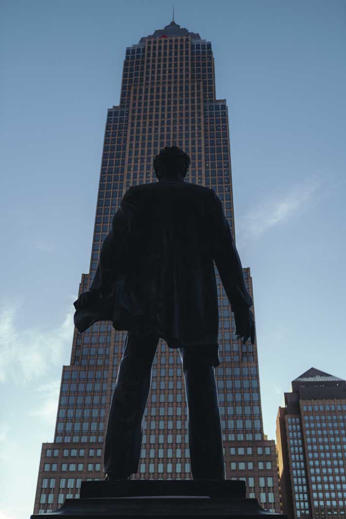 Downtown Cleveland statue and Key Bank Building