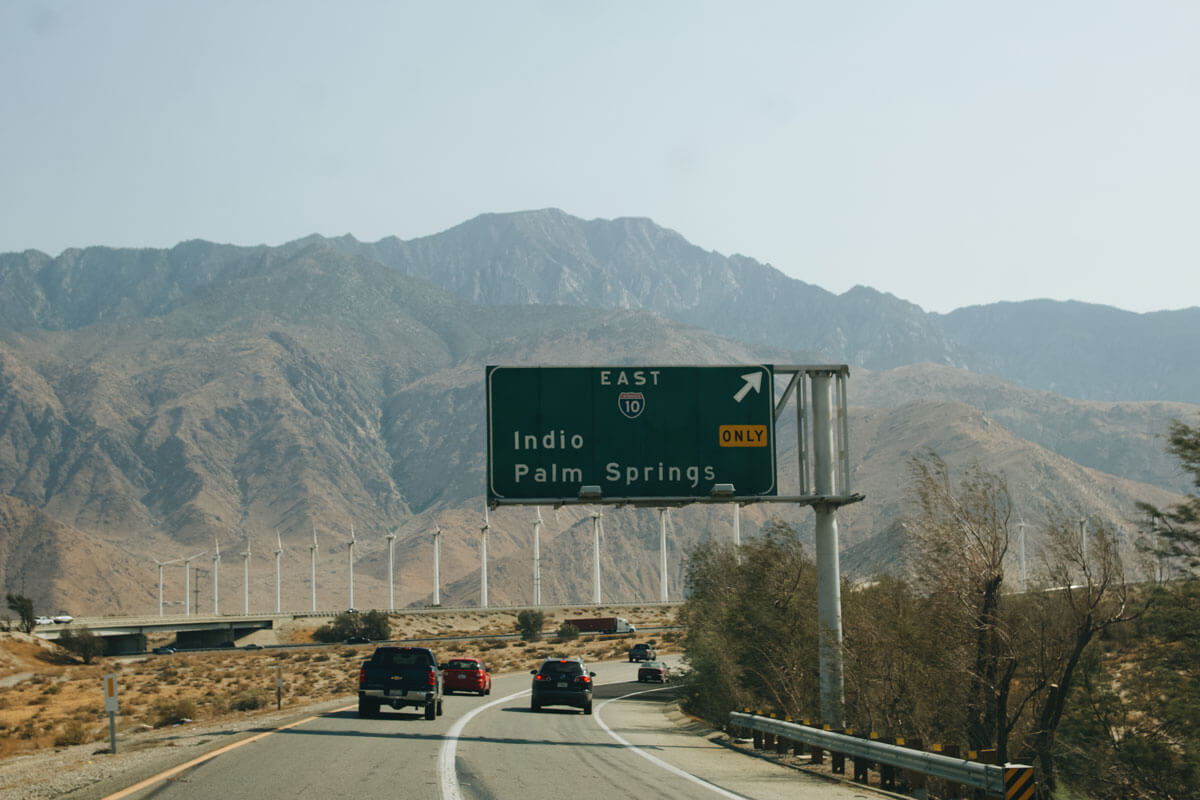 Driving-to-Palm-Springs-in-Southern-California-by-Katie-Hinkle