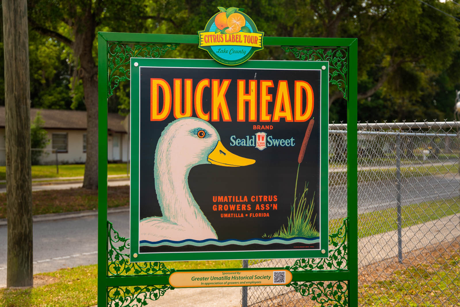 Duck Head Citrus Label in Umatilla in Lake County Florida
