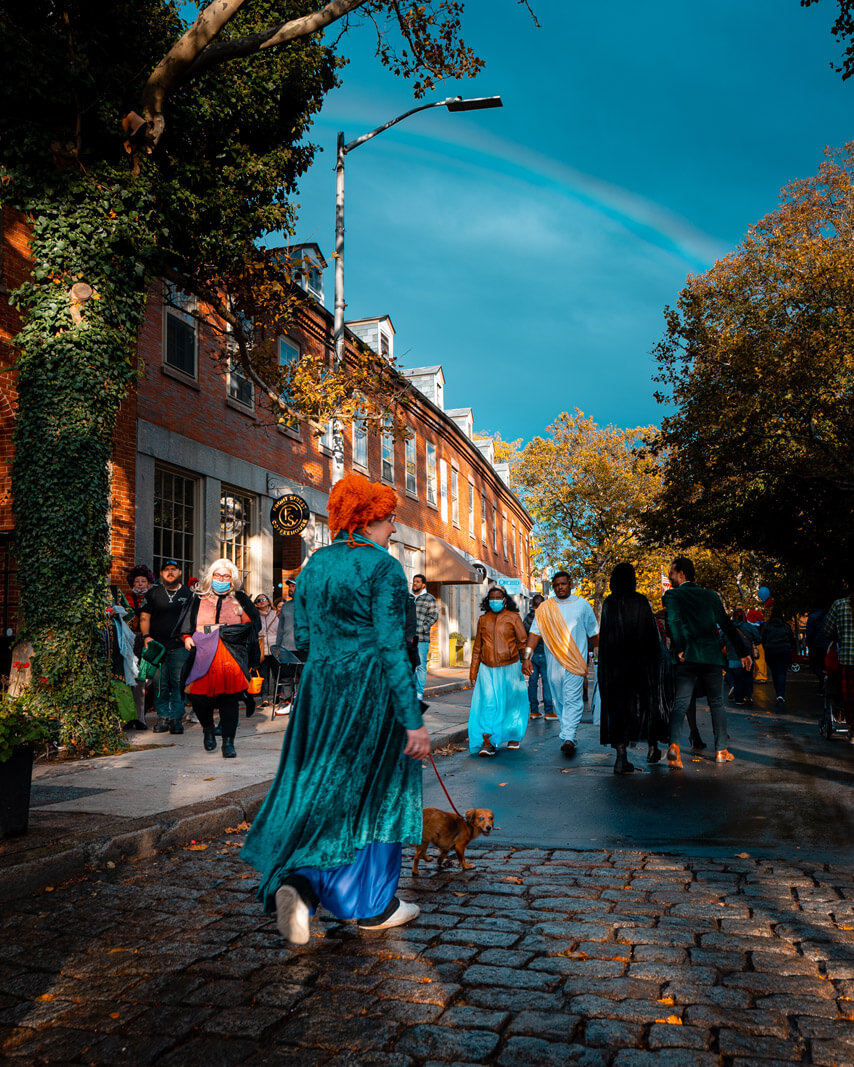 Hocus Pocus witch costume for Halloween in Salem Massachusetts