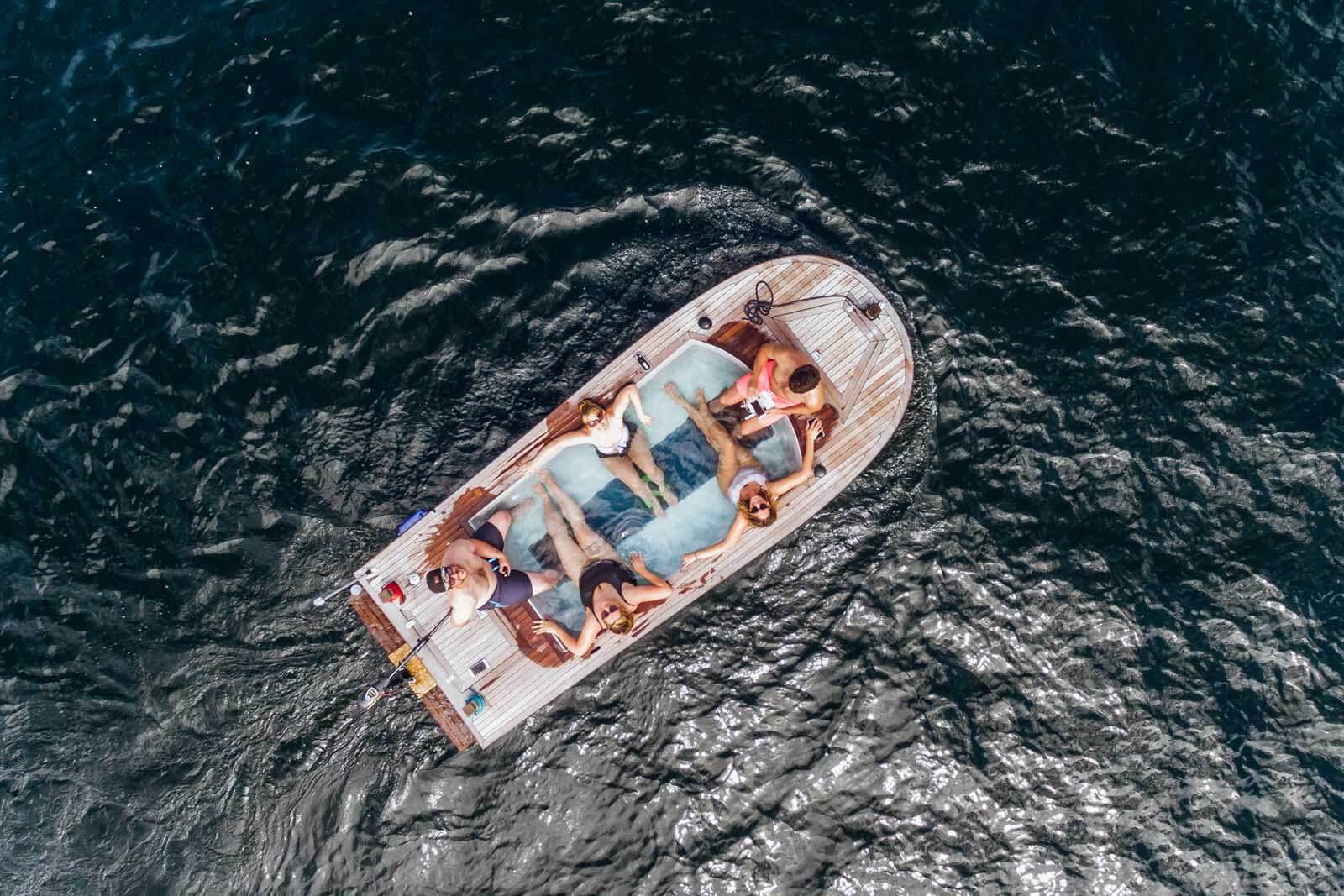 Hot Tub Boat in Seattle on Lake Union