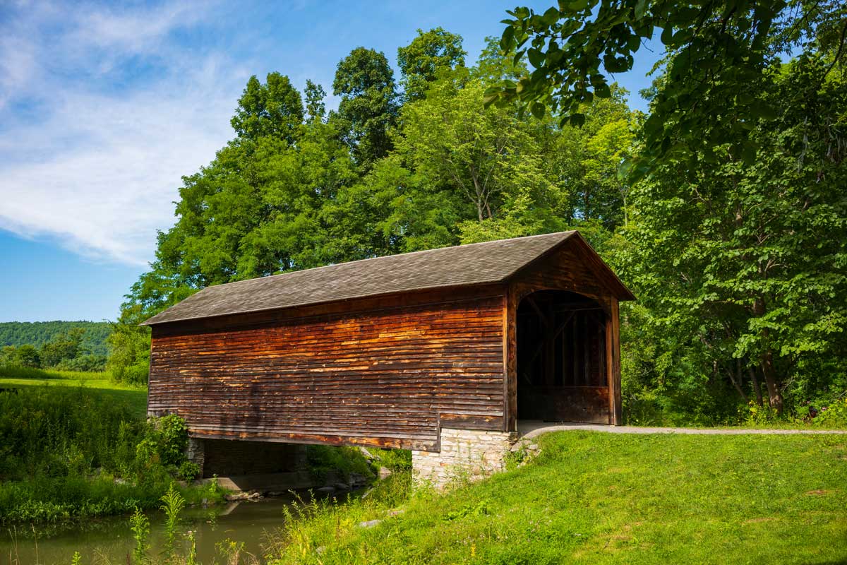 Hyde-Hall-Covered-Bridge-in-Cooperstown-New-York