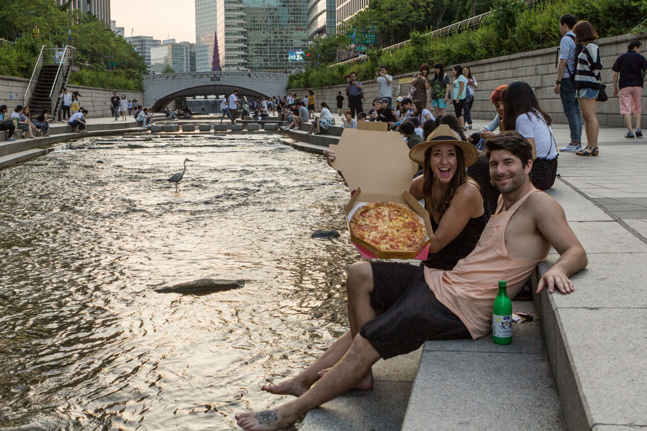 cheonggyecheon stream