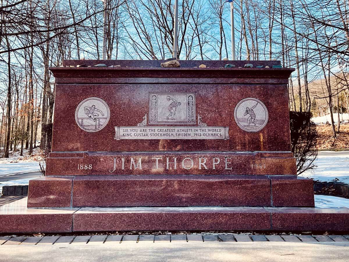 Jim-Thorpe-Monument-in-Pennsylvania