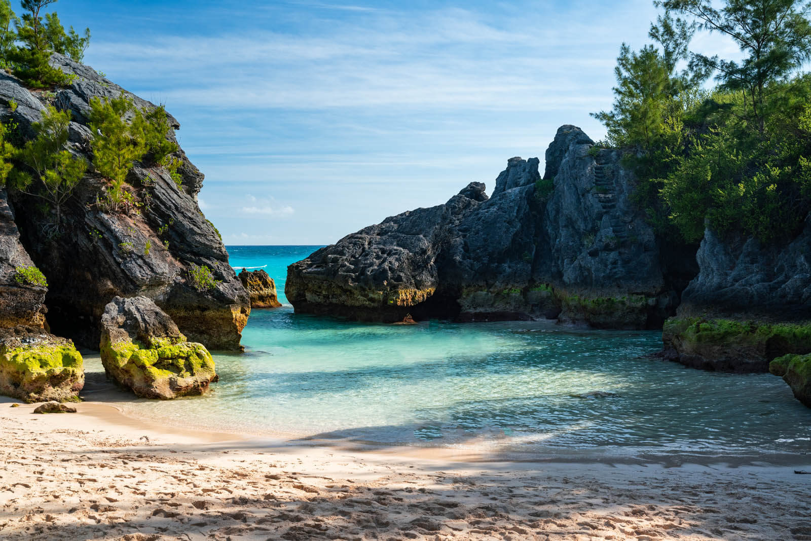 Jobsons Cove along the south shore of Bermuda next to Warwick Long Bay Beach