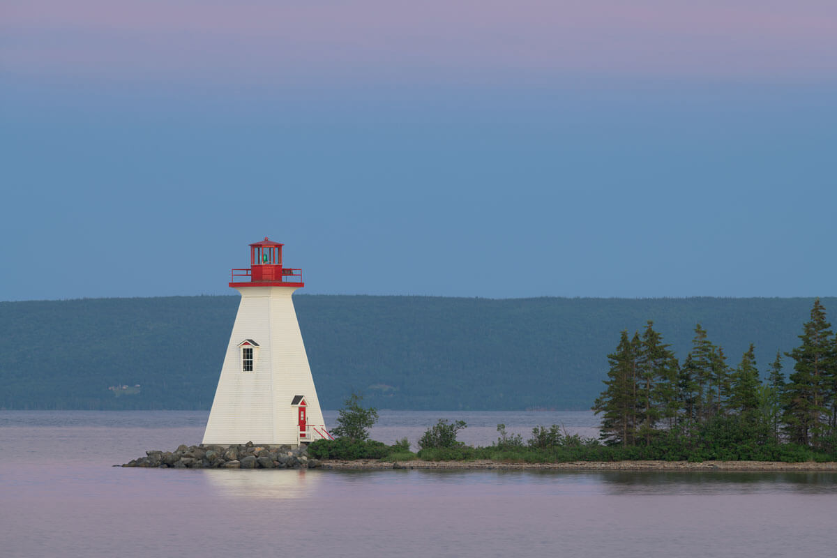 Kidston-Island-Lighthouse-in-Baddeck-Nova-Scotia