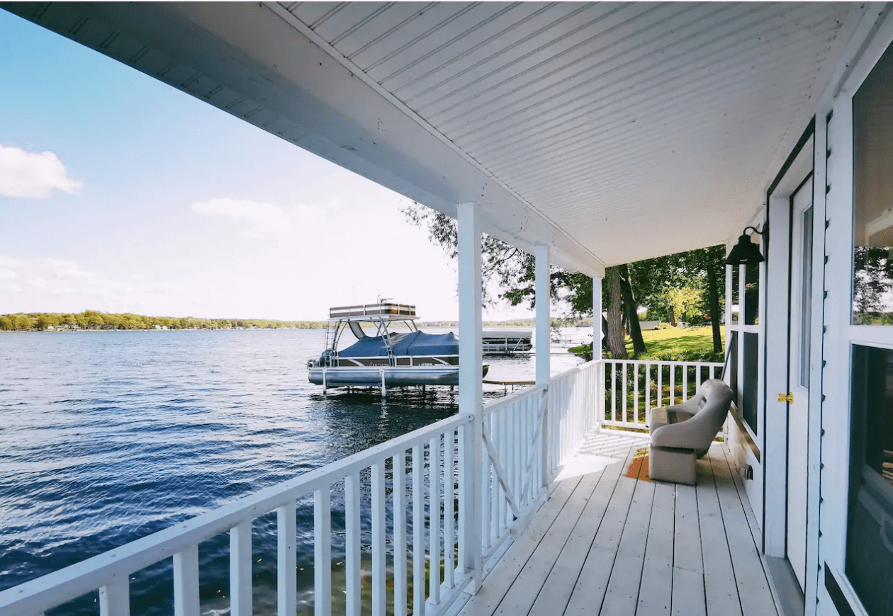 Lakefront Cottage at Silverlaken estate in upstate new york