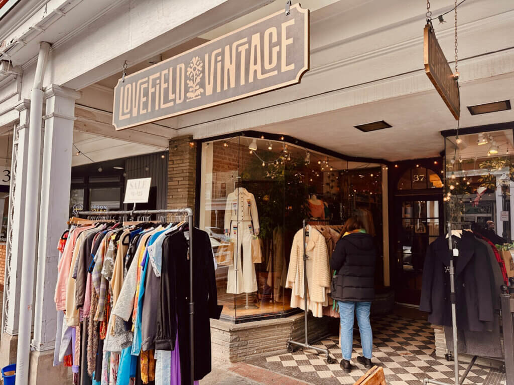 Lovefield-Vintage-in-Kingston-New-York's-Stockade-District