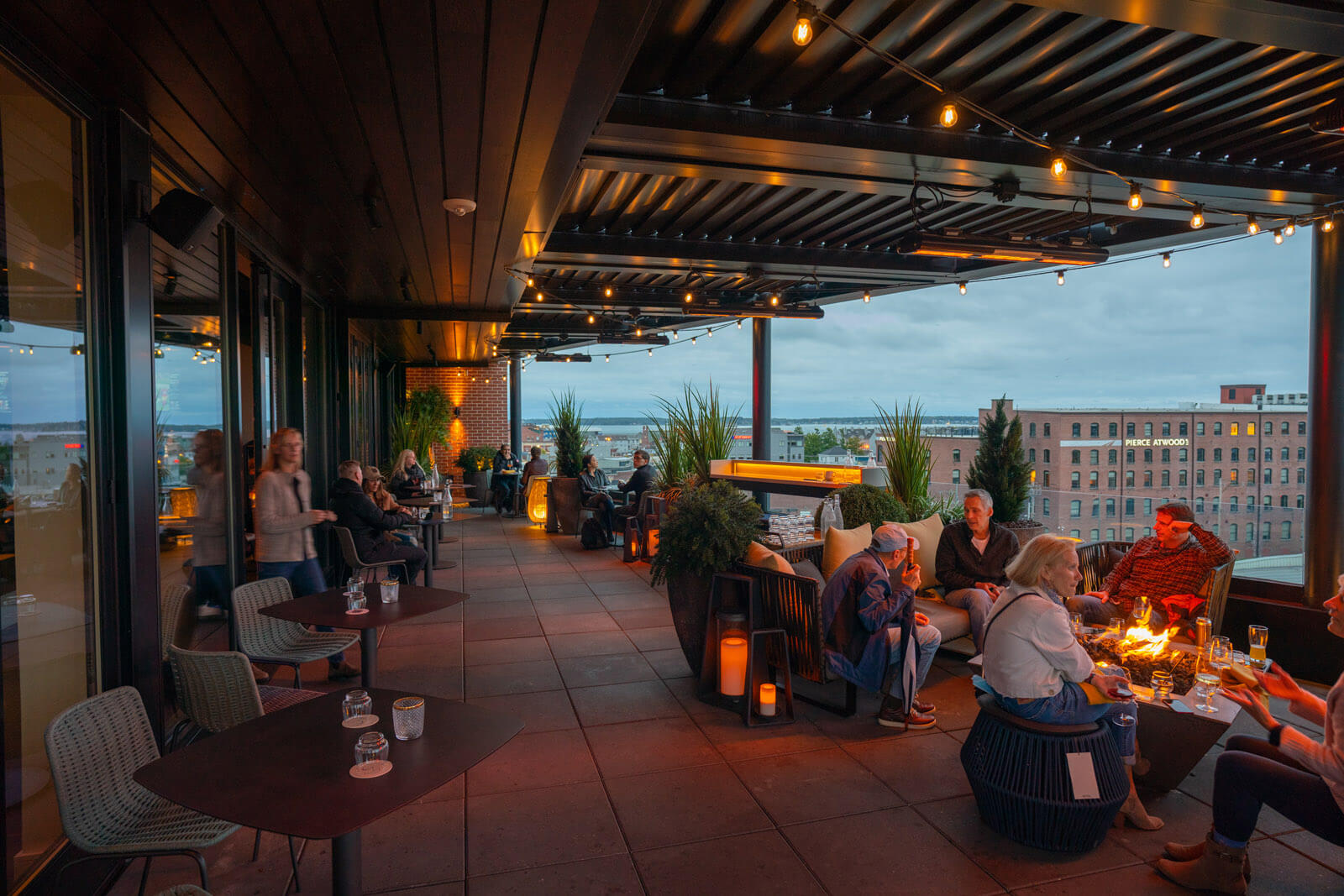 Luna Rooftop at Canopy by Hilton Portland Maine restaurant