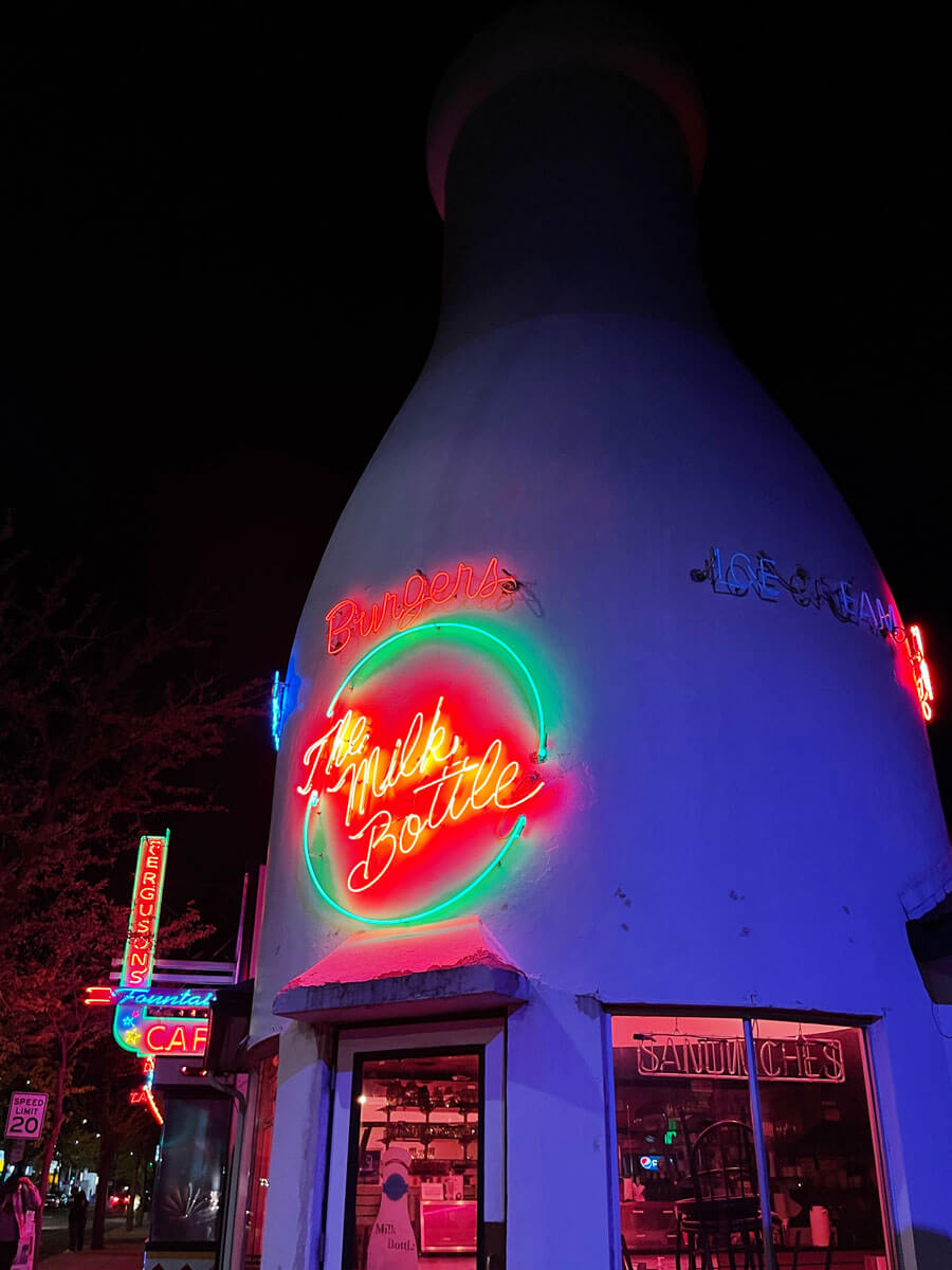 Mary-Lou's-Milkbottle-Restaurant-in-Garland-District-Spokane-Washington-at-night