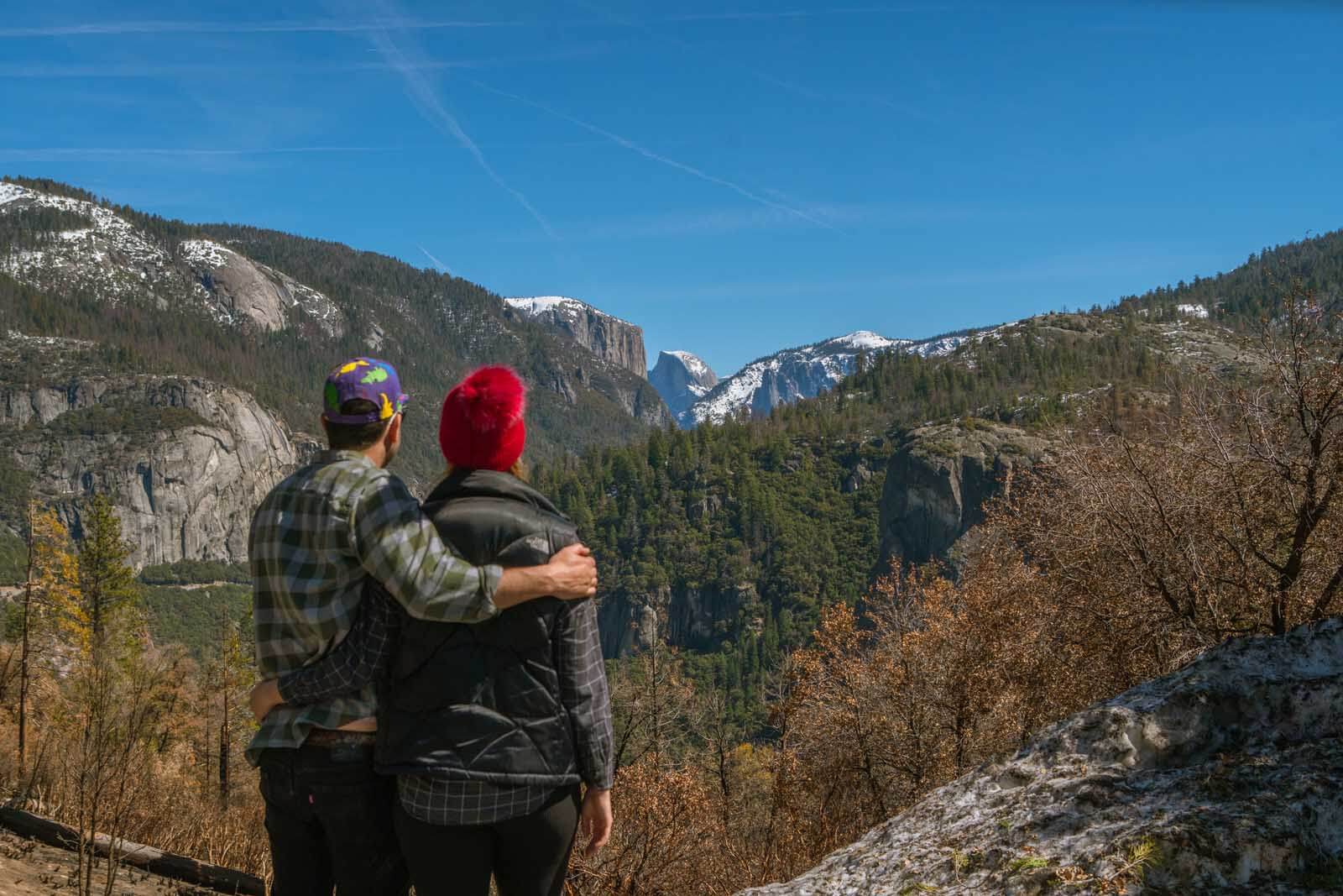 Megan and Scott enjoying a Yosemite Viewpoint in Tuolumne County