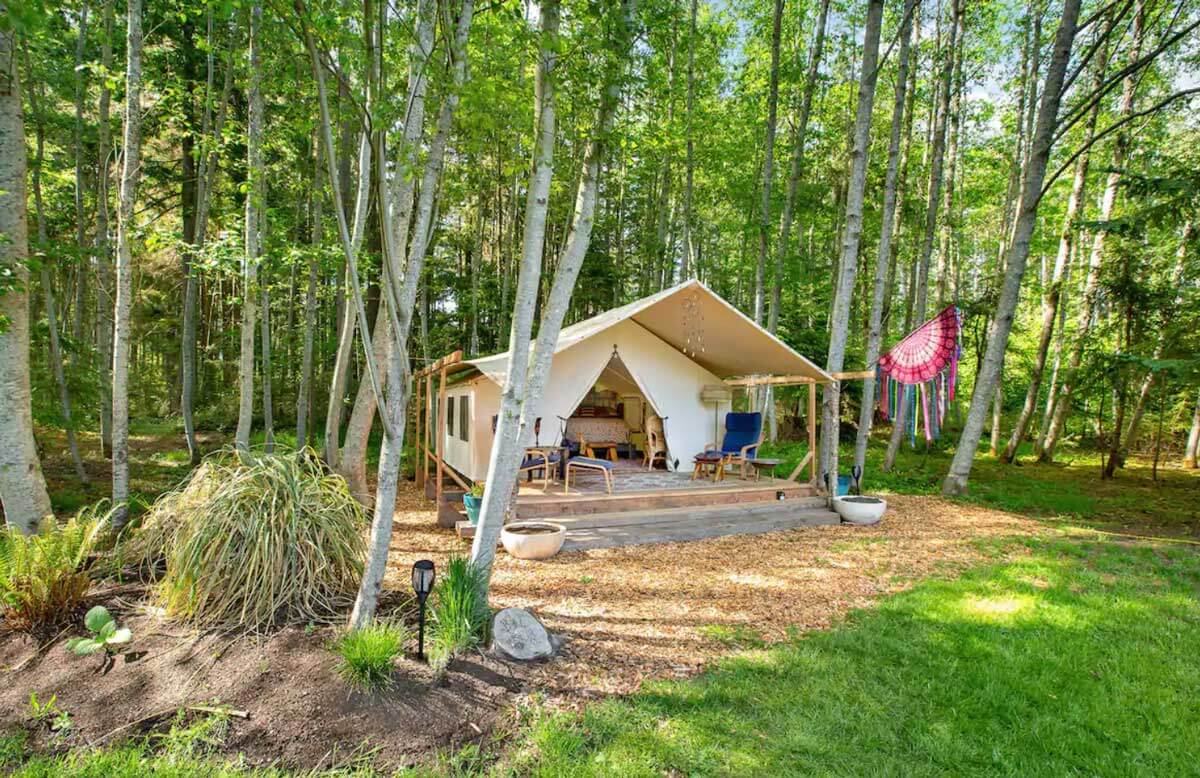 Moroccan-Glamping-in-washington-on-whidbey-island-near-seattle