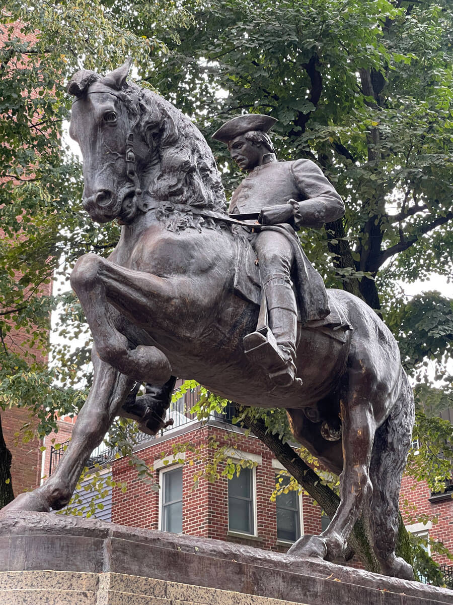 Paul-Revere-Statue-in-Boston's-North-End-neighborhood