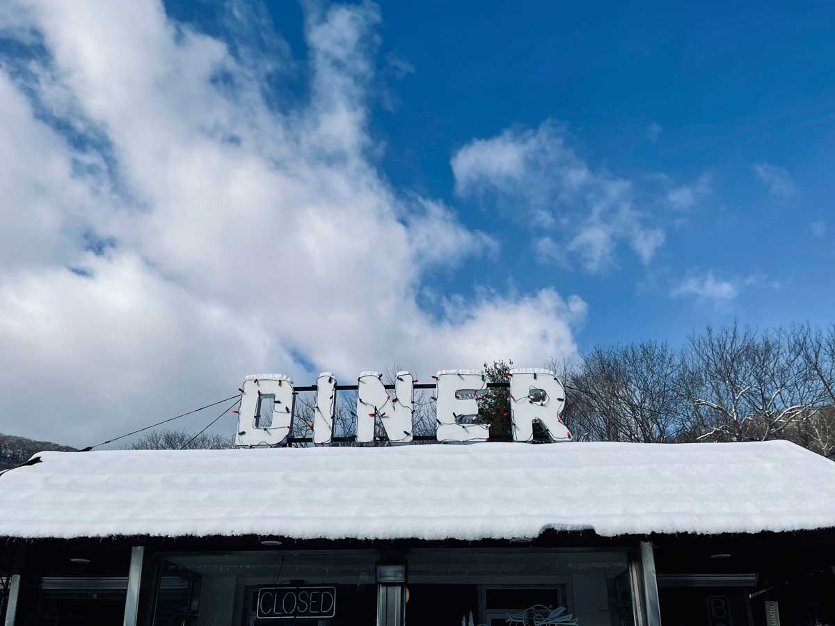 Phoenicia-Diner-sign-in-the-Catskills-New-York