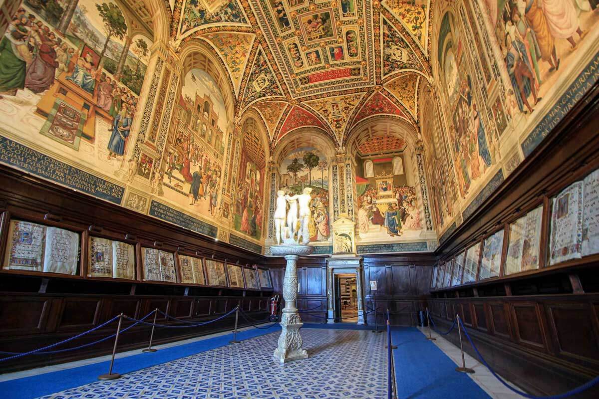 Piccolomini-Library-in Sienna Italy©Jürgen-Reichenpfader