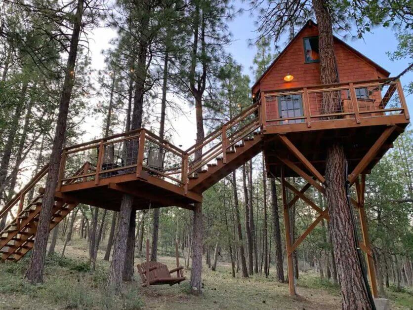 Secluded-Treehouse-in-Washington-at-Columbia-River-Gorge