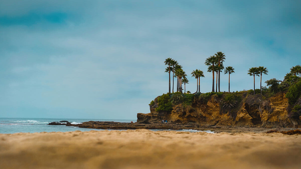 Shaws-Cove-Beach-in-Laguna-Beach-California