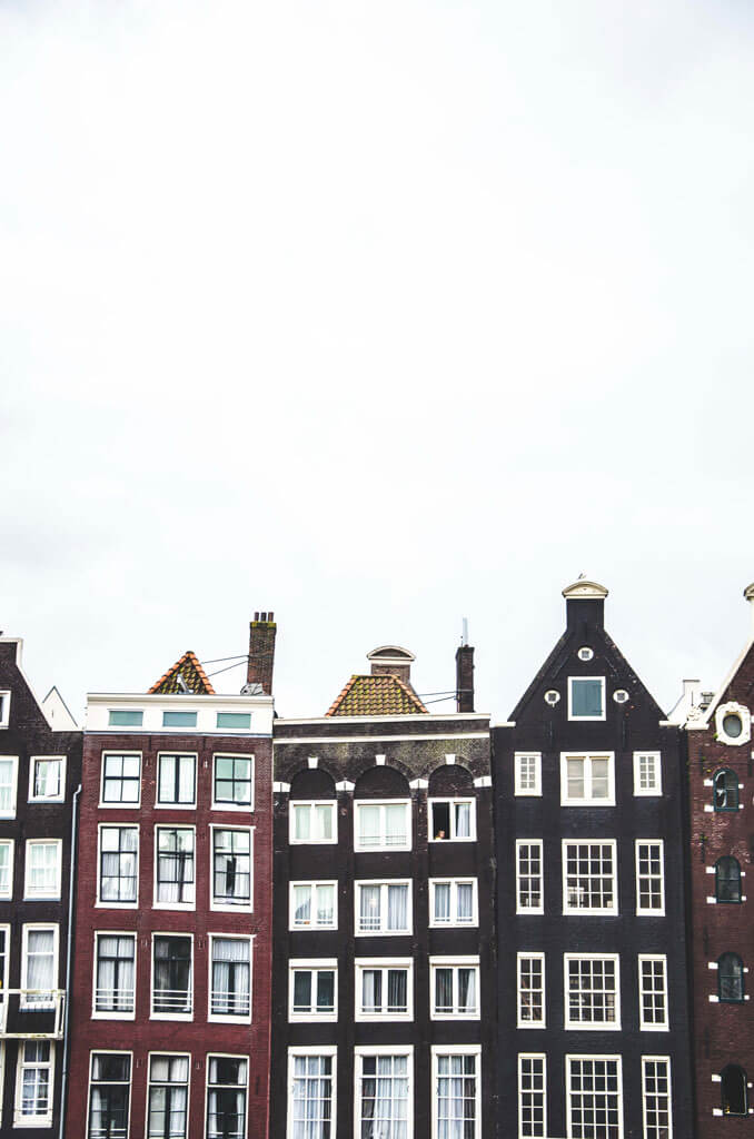 skinny houses in Amsterdam