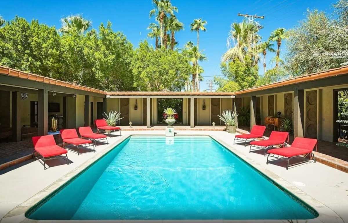 The-Sonny-&-Cher-House-or-Villa-Carmelita-in-Palm-Springs-celebrity-home-rental