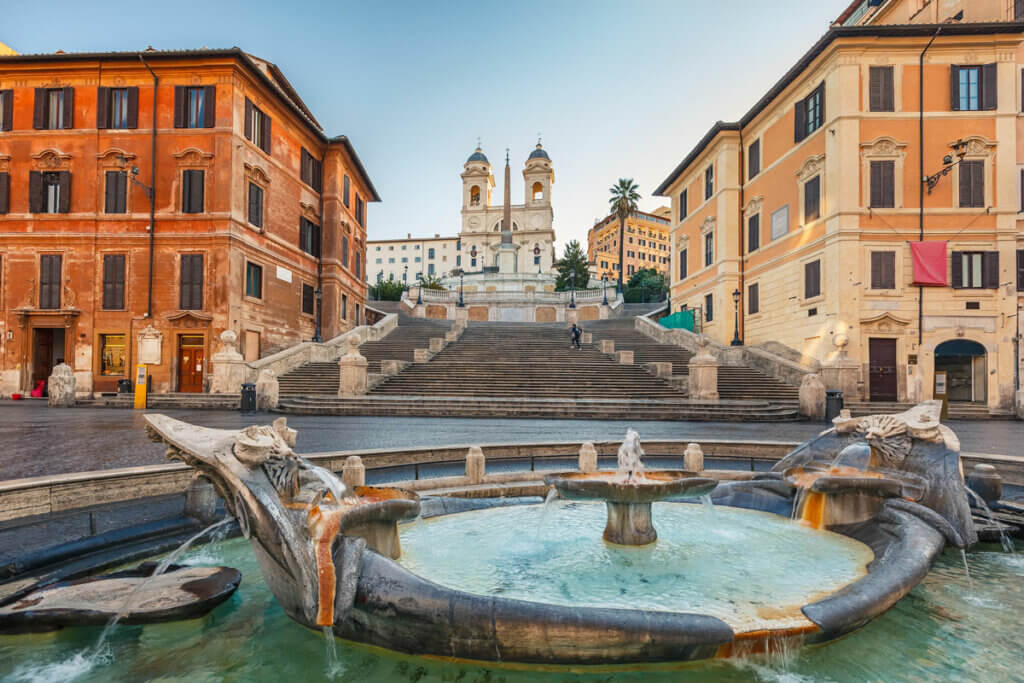The-Spanish-Steps-in-Rome-Italy