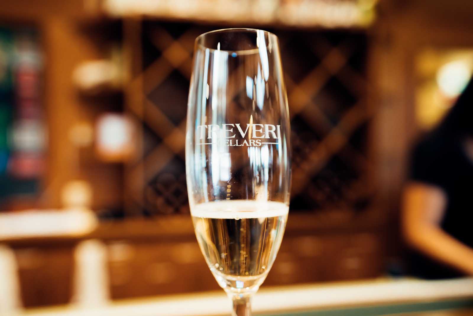 Sparkling Wine Tasting at Treveri Cellars