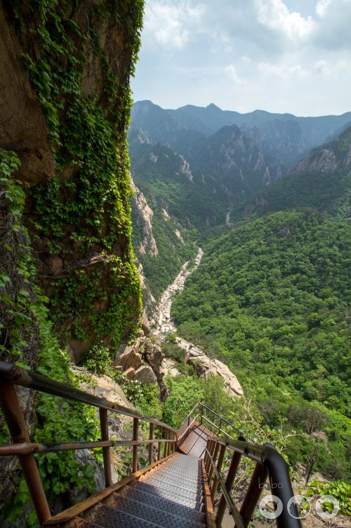 Seoraksan National Park - Geumganggul Cave