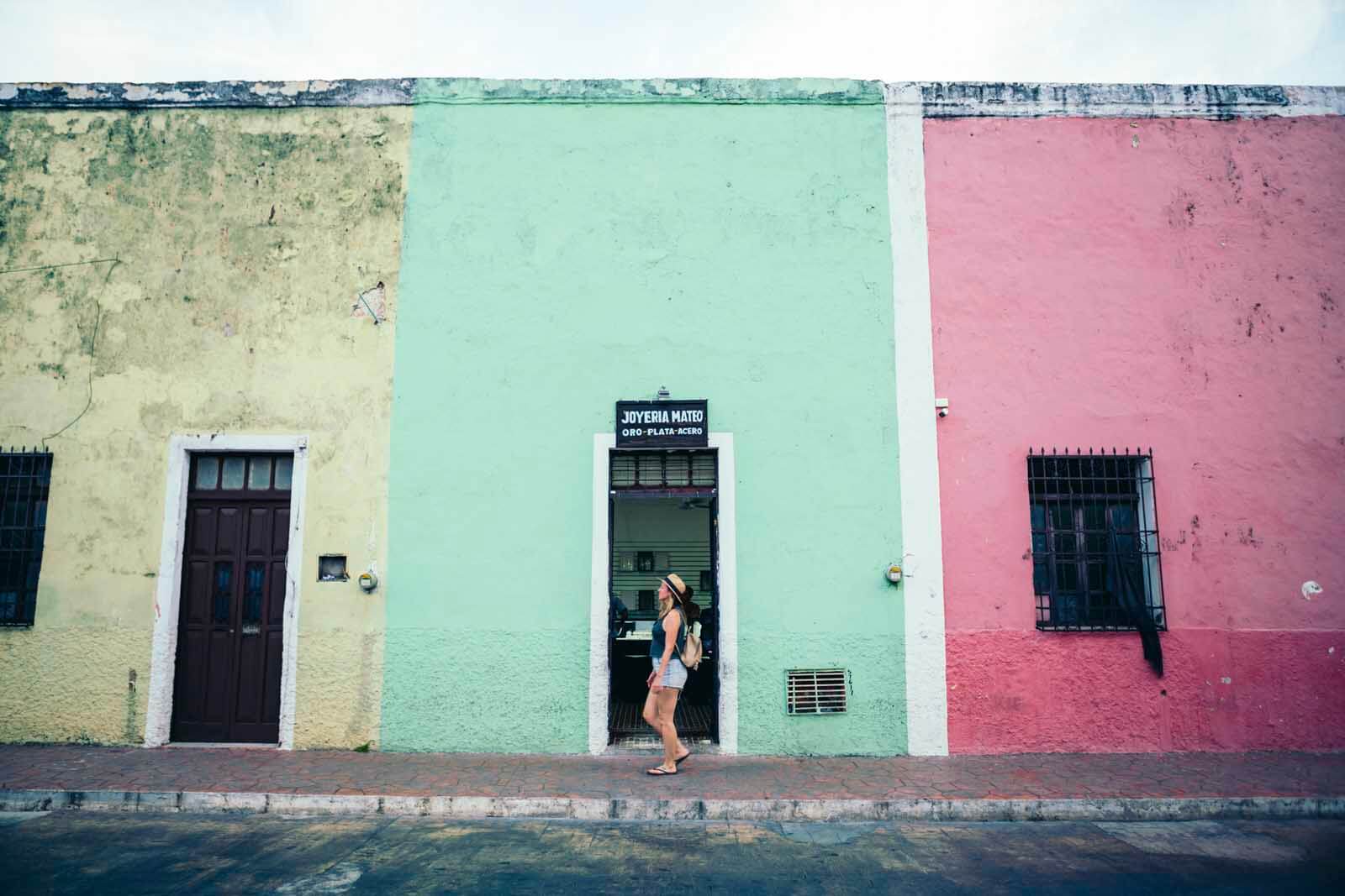 Megan walking through the streets of Valladolid 