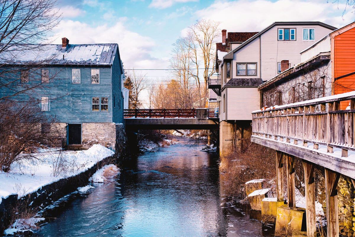 a-pretty-winter-scene-in-the-Berkshires-town-of-West-Stockbridge-in-Massachusetts