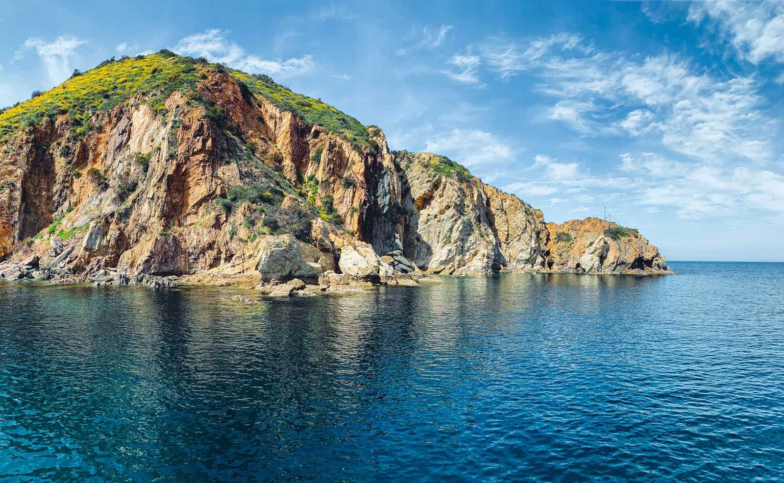 along the coastline of Catalina Island in California on a snorkeling excursion