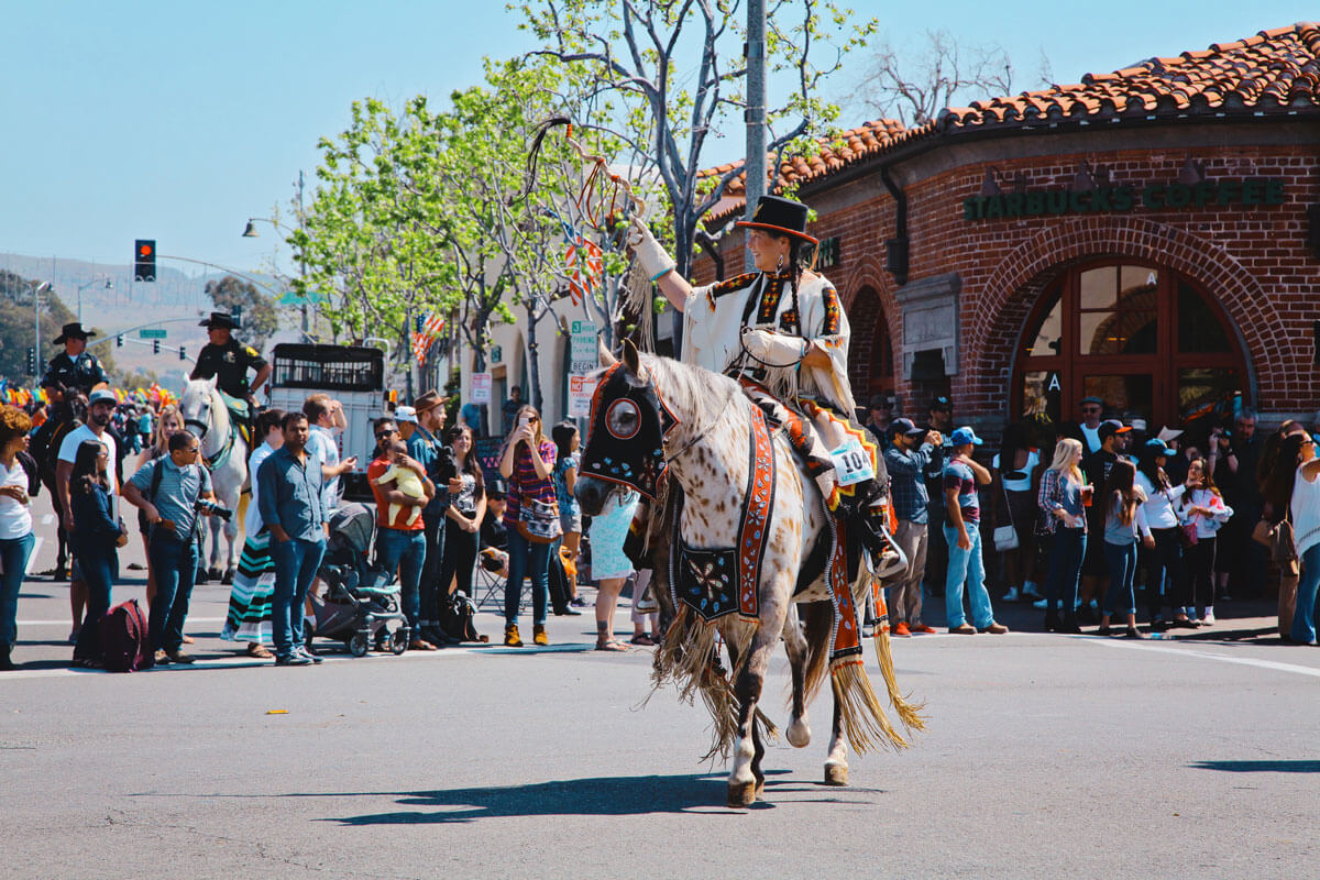 annual-Swallows-Day-Parade-in-San-Juan-Capistrano-California