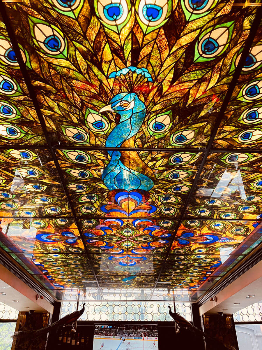 beautiful-stain-glass-at-the-Peacock-Room-Lounge-at-the-Historic-Davenport-Hotel-in-Spokane-Washington