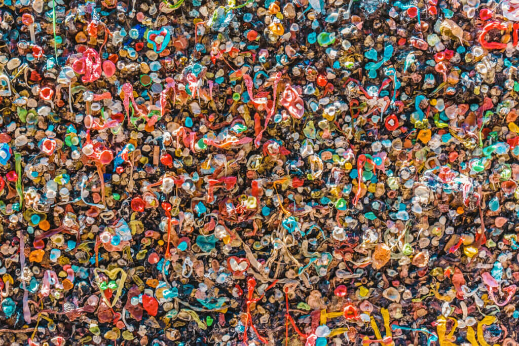 bubblegum-down-bubblegum-alley-in-San-Luis-Obispo-California