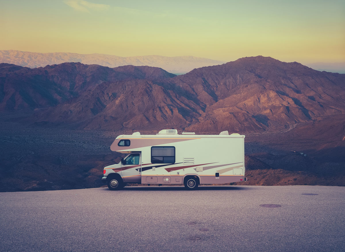 camper-on-new-mexico-road-trip