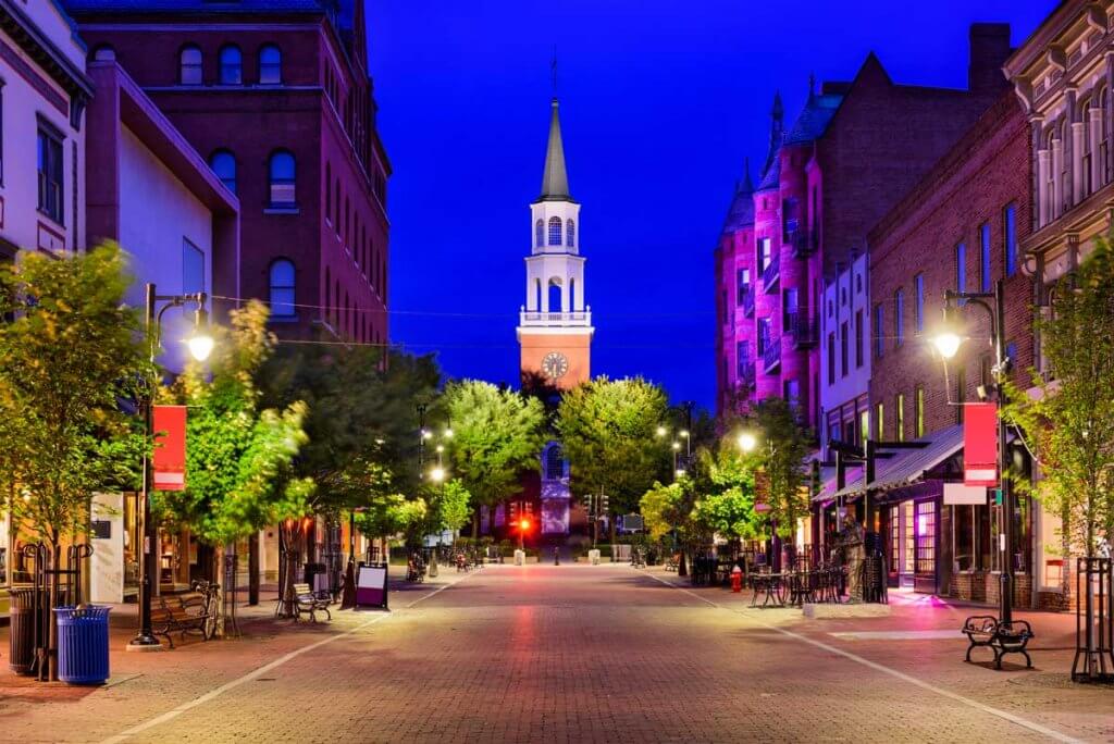 church-street-in-burlington-vermont-weekend-getaway