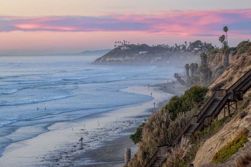 coastal-sunset-beach-view-of-Encinitas-California