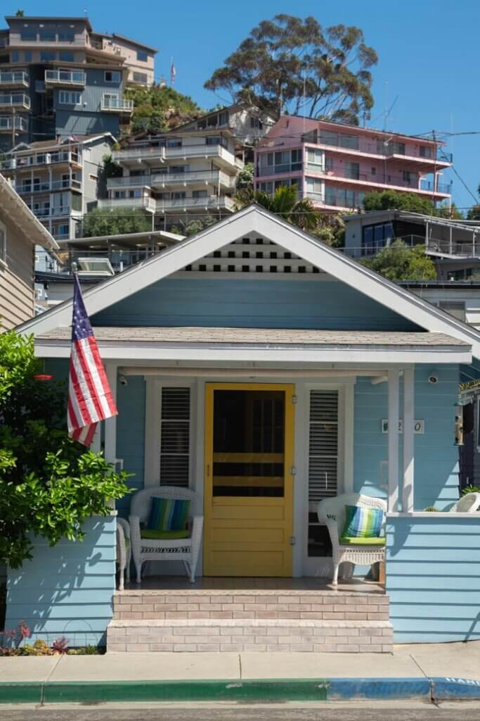 cute homes and cottages of Catalina Island California